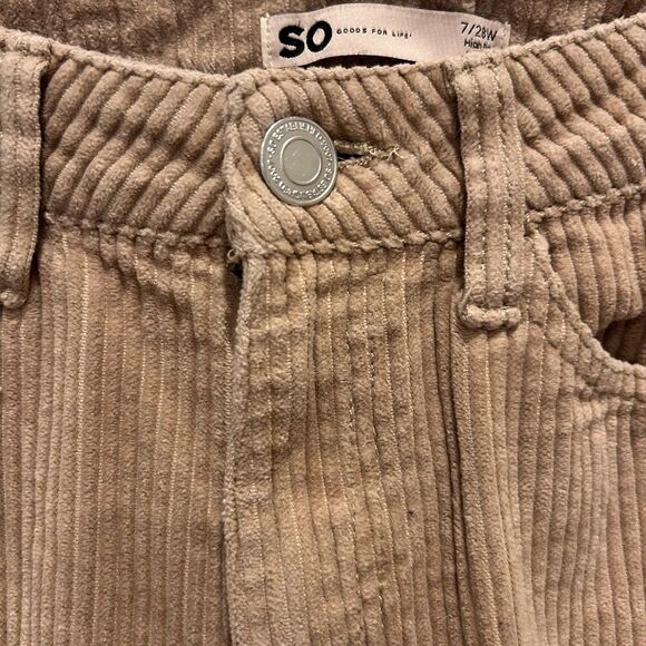 SO Women's High Rise Straight Stretch Pull On Corduroy Pants Beige Size 7/28 - Picture 2 of 6